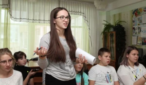 Алтай-Кокс организовал слет для школьников города