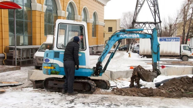 Реконструкция моста через Барнаулку на проспекте Ленина в Барнауле. 9 ноября 2016 года.