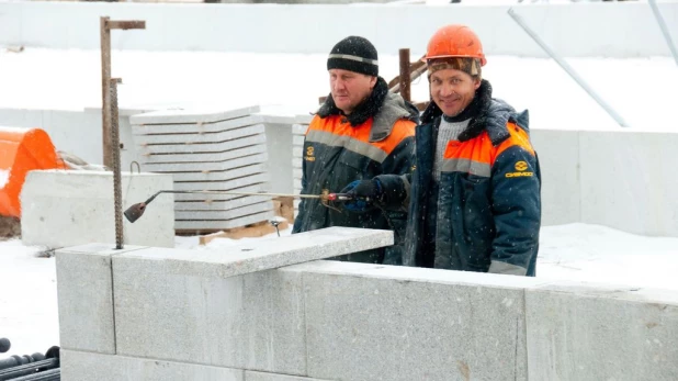 Реконструкция моста через Барнаулку на проспекте Ленина в Барнауле. 9 ноября 2016 года.