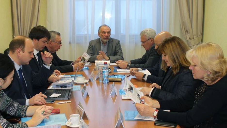 Налоговые органы Алтайского края внедряют "волновой эффект".