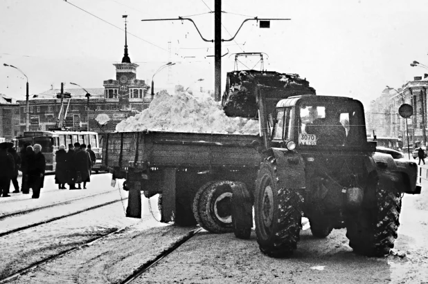 Барнаул и барнаульцы в конце прошлого века.