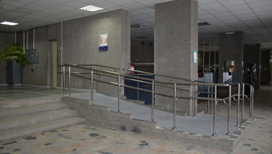 Алтайская краевая библиотека им. В. Я. Шишкова.