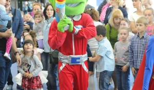 Развлекательный центр "Космопарк".