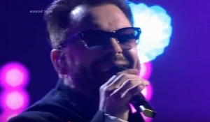 Вадим Капустин прошел в четвертьфинал шоу "Голос".