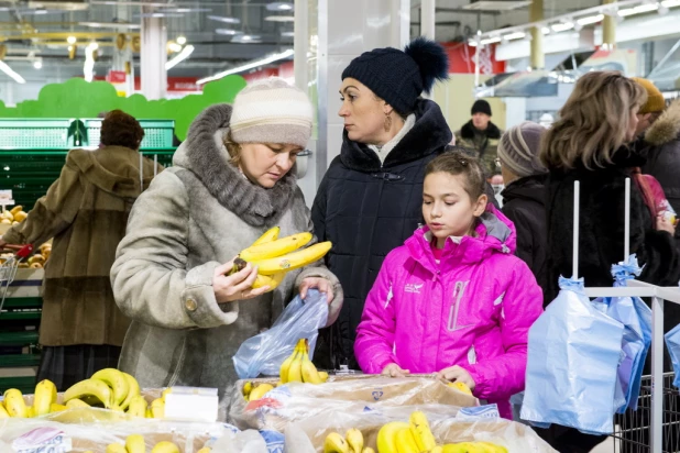 Торжественное открытие нового гипермаркета "Палата" в ТРЦ "Арена".