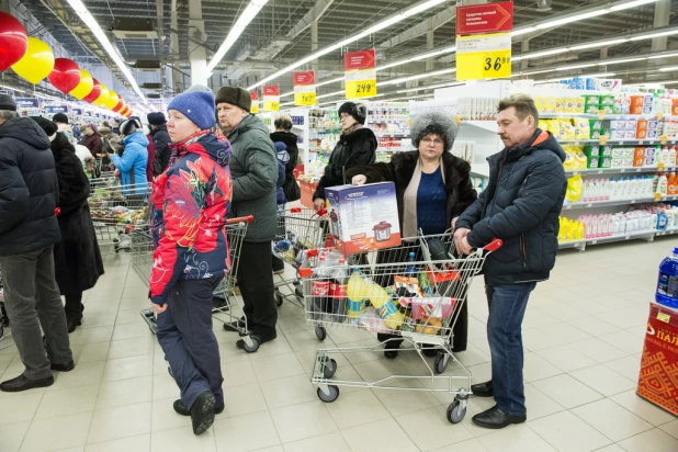 Торжественное открытие нового гипермаркета "Палата" в ТРЦ "Арена".