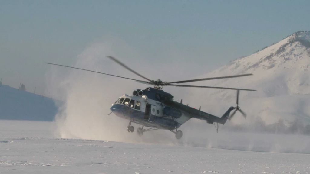 Угнал вертолет. Air Missions hind ми-8. Вертолет ми-8 на лыжах. Соловьёв Эйр ми 8. Ми 8 Таймыр.