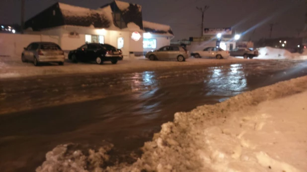 Потоп на улице Антона Петрова. 