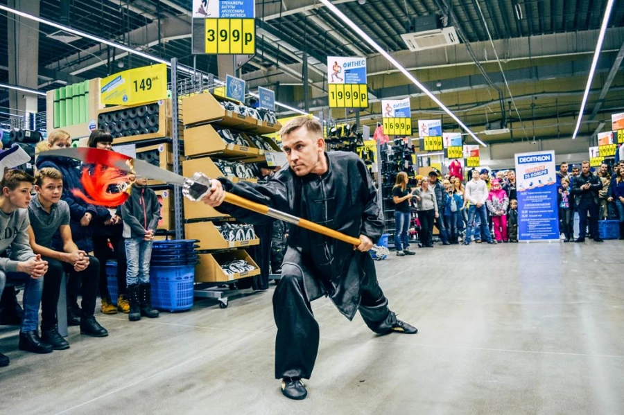 Открытие магазина "Декатлон" в Барнауле.