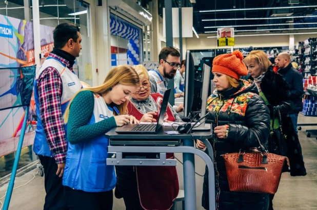 Открытие магазина "Декатлон" в Барнауле.