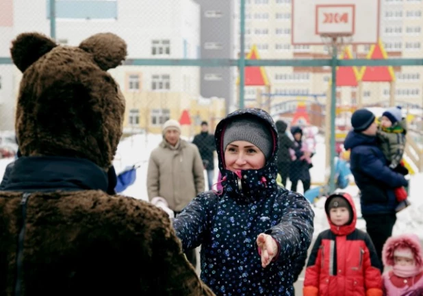 Компания "Жилищная инициатива" провела семейный праздник.