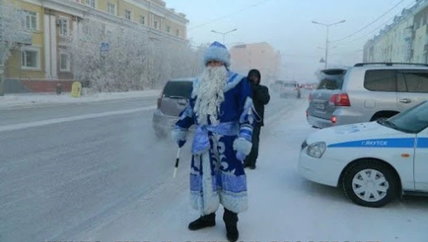 Полицейский Дед Мороз.