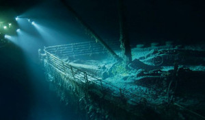 "Титаник" под водой.