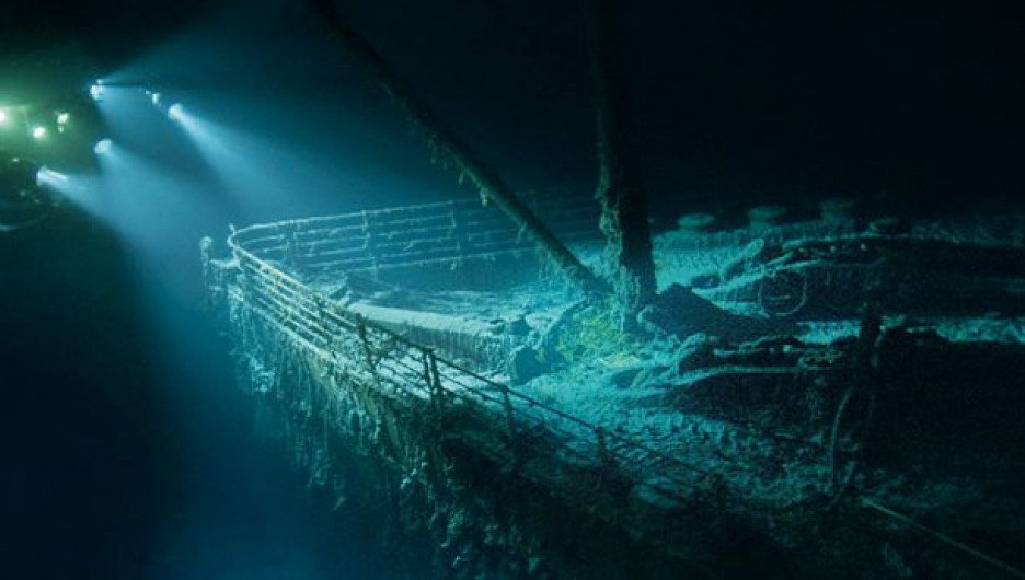 "Титаник" под водой.
