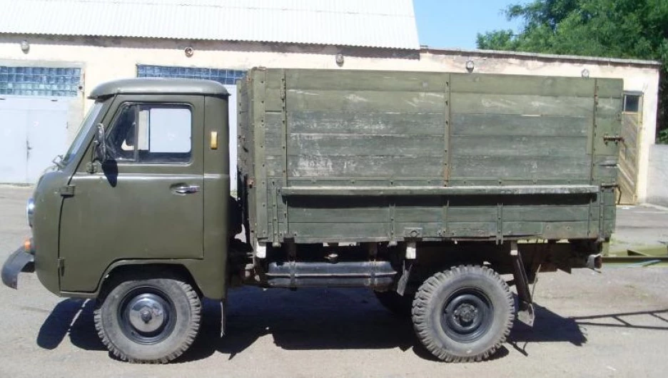 УАЗ-3303