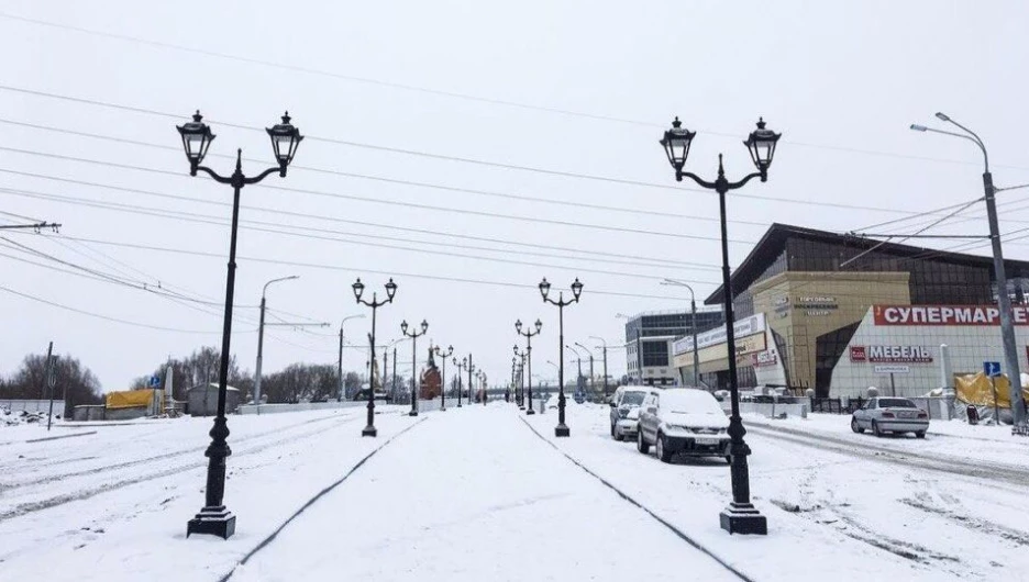 Обновленный мост через Барнаулку.