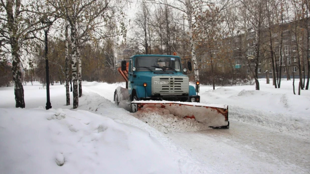 Уборка снега.