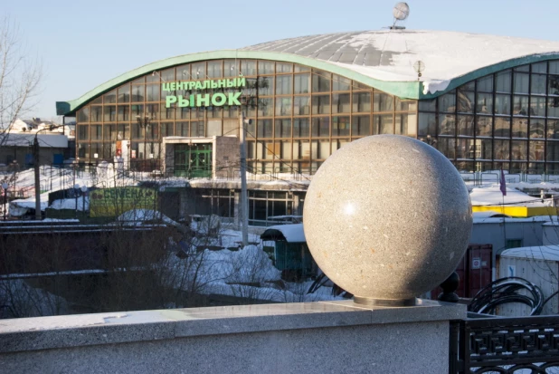 В Барнауле открыли движение по мосту через Барнаулку. 13 декабря 2016 года.