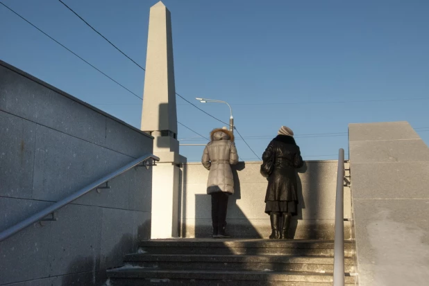 В Барнауле открыли движение по мосту через Барнаулку. 13 декабря 2016 года.