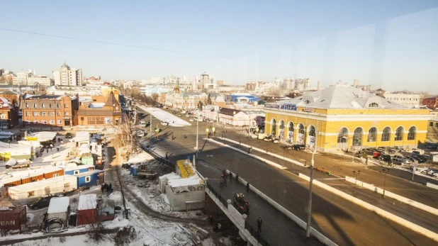 В Барнауле открыли движение по мосту через Барнаулку. 13 декабря 2016 года.