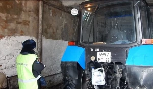 У жителя Соколово угнали трактор.