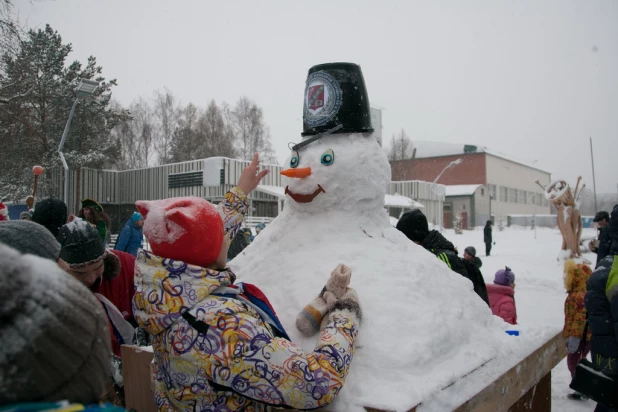 Чемпионат по созданию снеговиков. "Алтайская зимовка".