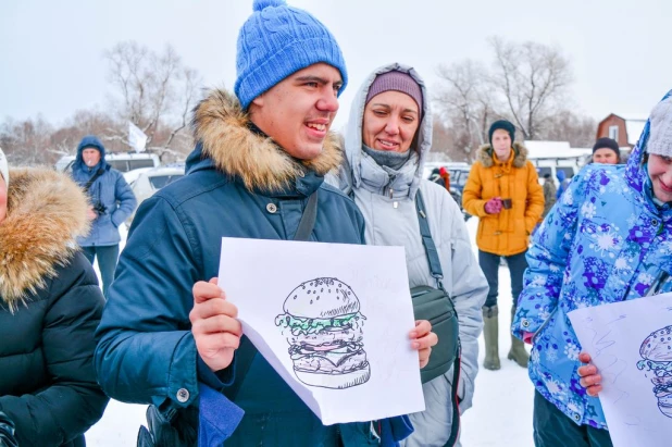 Гонки на собачьих упряжках.