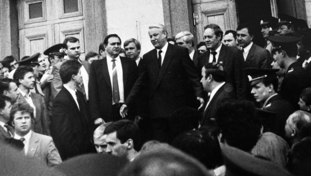 Барнаул в 90-е годы XX века. Бизит Бориса Ельцина в Алтайский край в мае 1992 года.
