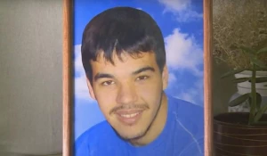 Родители бийского солдата-срочника похоронили сына.