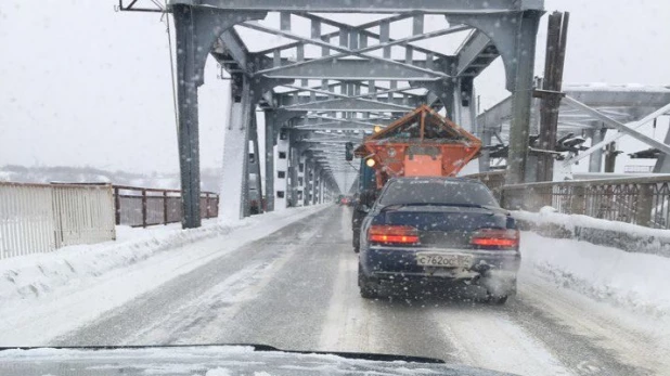 Авария на старом мосту.