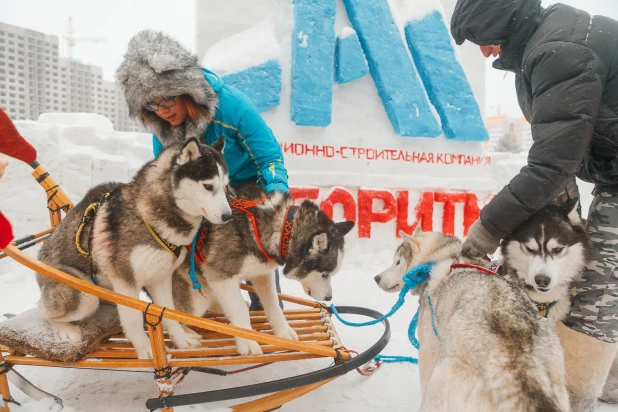 Праздник в квартал к нам приходит!