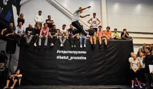 Новый вариант активного отдыха у барнаульцев - батуты