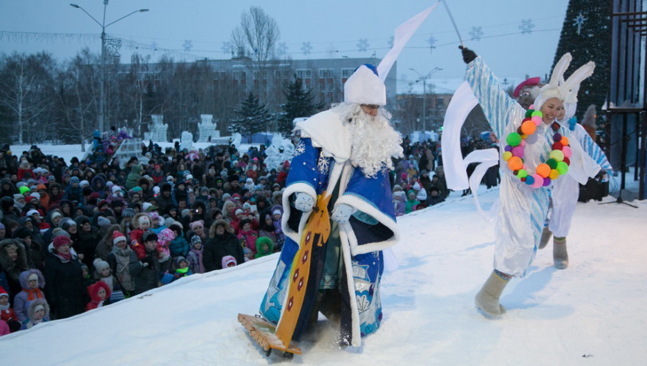 Новогодний праздник на площади Сахарова. 30 декабря 2016 года.