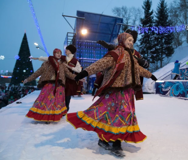 Новогодний праздник на площади Сахарова. 30 декабря 2016 года.