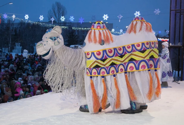 Новогодний праздник на площади Сахарова. 30 декабря 2016 года.