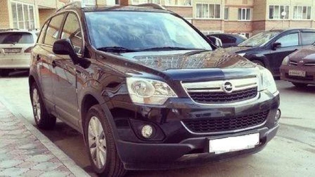 Opel Antara.