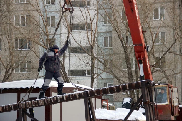 В Барнауле продолжают строить общежите АлтГУ.