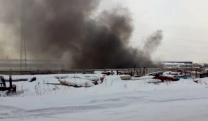 Пожар на территории котельного завода.