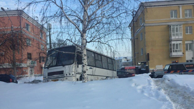 ДТП на проспекте Калинина. Барнаул, 17 января 2017 года.