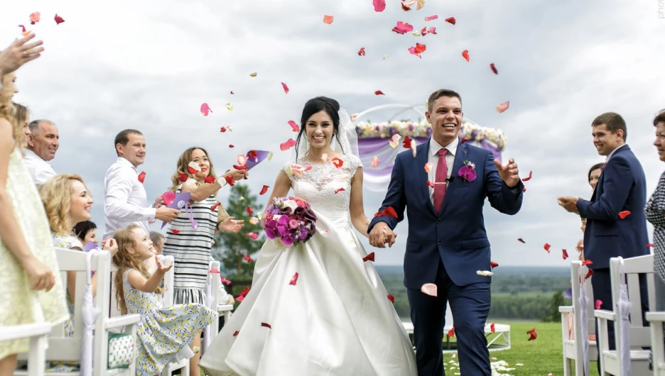 Алексей и Виктория.