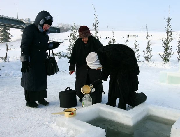 В Барнауле празднуют Крещение. 19 января 2017 года.