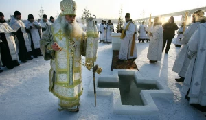 В Барнауле празднуют Крещение