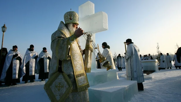 В Барнауле празднуют Крещение. 19 января 2017 года.