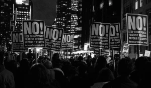 Митинг в Нью-Йорке против Трампа