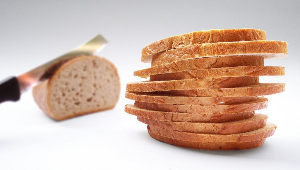Ромовая баба Покровский Хлеб с изюмом 100 г