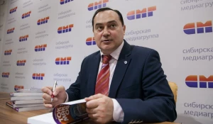 Владимир Токмаков презентовал "Запретную книгу Белого Бурхана".