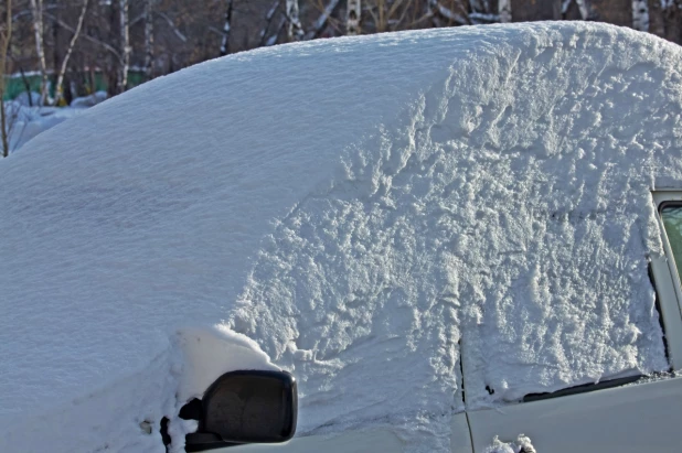 Барнаульские "авто-сугробы"