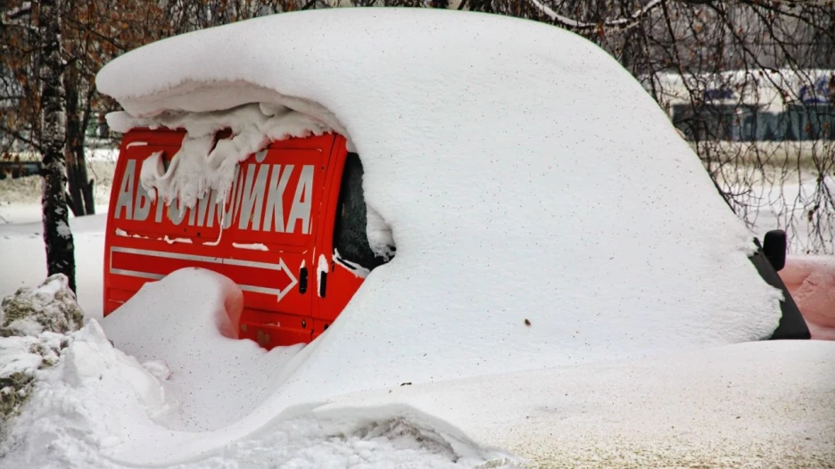 Барнаульские "авто-сугробы"