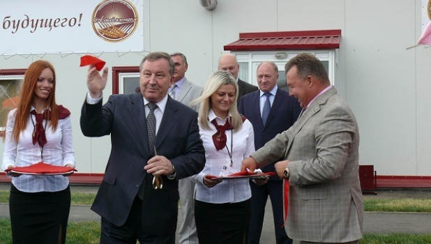 Запуск первой очереди свинокомплекса "Алтаймясопром". 24 августа 2011 года. 
