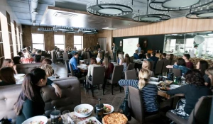 На мероприятии собрались более 80 гостей.